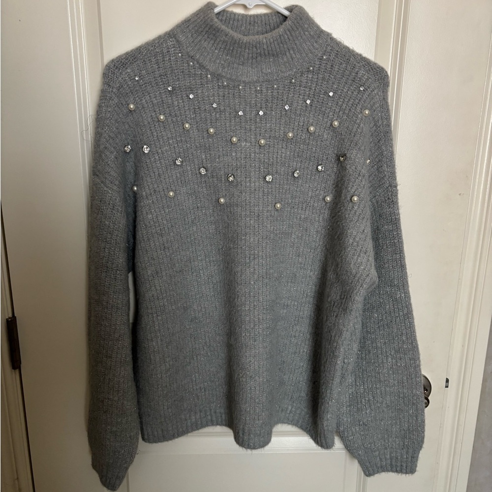 Maurice’s Gray Sweater with Embellishments - Picture 4 of 4